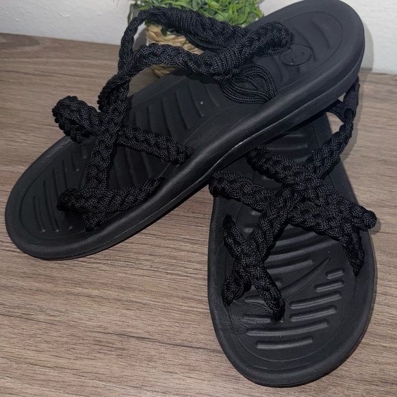 Black Braided Women's Sandals - Picture 2 of 4